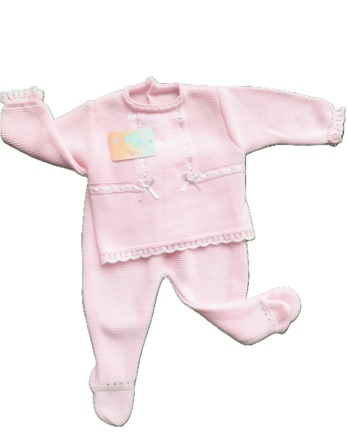 2911 Conjunto de bebé rosa de lana 2911 Conjunto de bebé rosa de lana de 2 piezas. Jersey y polainas. Composición: Lana REF. : 2911